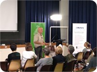 Dr Peter Dingle