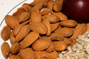 how to make almond milk